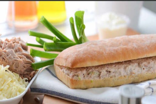 ساندويتش تونه